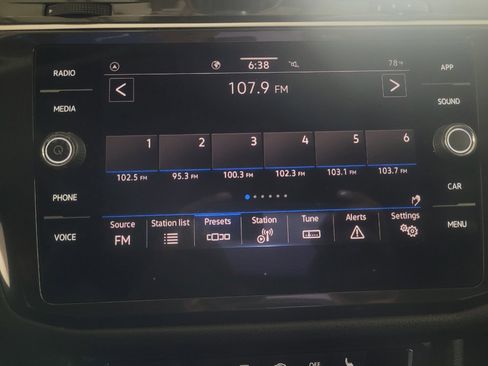 Used 2024 Volkswagen Tiguan S FWD image 25