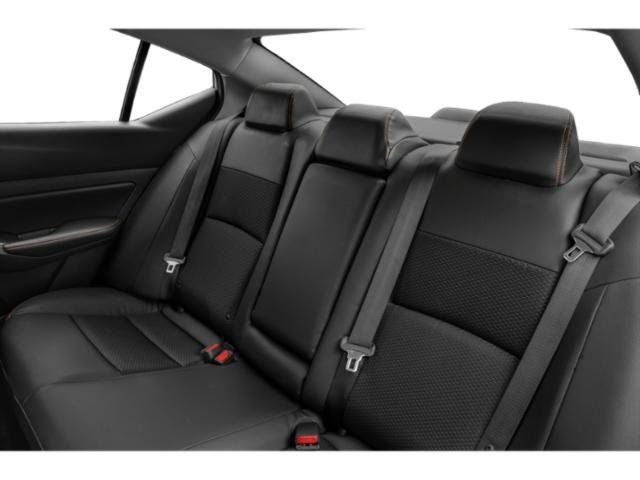 Certified 2021 Nissan Altima 2.5 SR FWD image 16