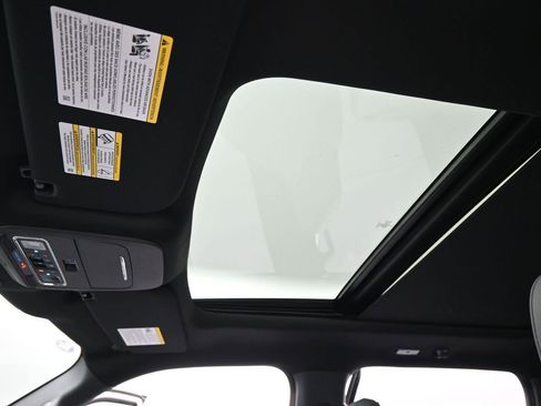 New 2025 Ford F150 Lightning Lariat w/ Max Trailer Tow Package image 20