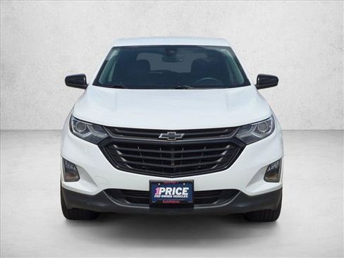 Used 2021 Chevrolet Equinox LT FWD image 2