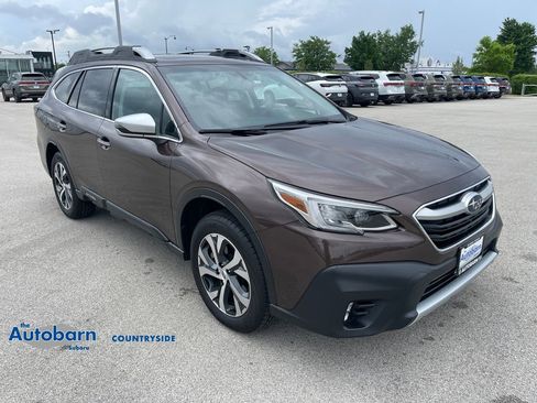 Used 2021 Subaru Outback Touring AWD/4WD image 7