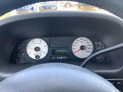 Used 2005 Ford F250 Lariat RWD image 25