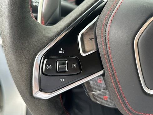 Used 2021 Chevrolet Corvette Stingray Premium Conv w/ Z51 Performance Package image 21