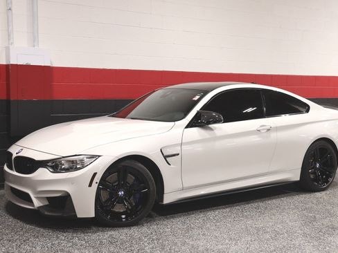 Used 2016 BMW M4 Coupe image 16