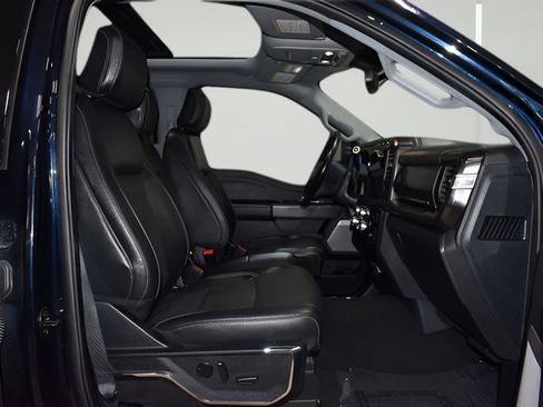Used 2023 Ford F250 Lariat w/ Sport Appearance Package AWD/4WD image 32