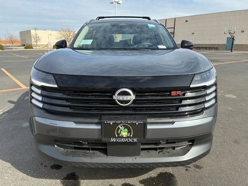 New 2026 Nissan Kicks SR image 9