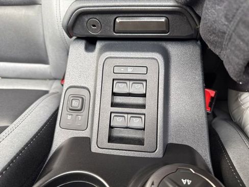 Used 2023 Ford Bronco Big Bend w/ Sasquatch Package AWD/4WD image 12