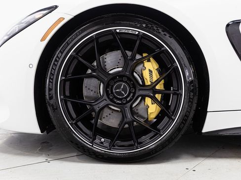 Used 2025 Mercedes-Benz AMG GT 63 image 28