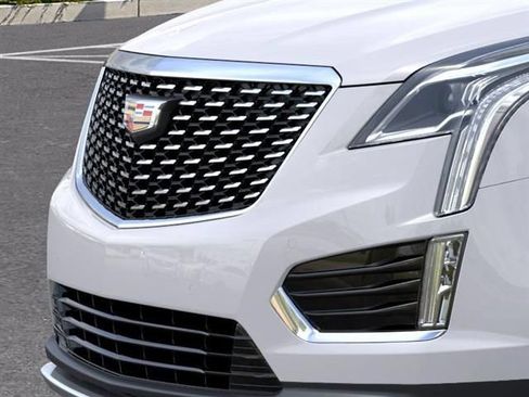 Used 2025 Cadillac XT5 Premium Luxury AWD/4WD image 13