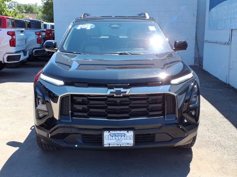 Used 2025 Chevrolet Equinox ACTIV w/ Safety and Technology Package AWD/4WD image 2