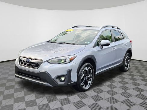 Used 2022 Subaru Crosstrek 2.5i Limited w/ Moonroof Package 1 AWD/4WD image 2