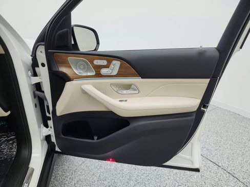 Certified 2022 Mercedes-Benz GLS 450 4MATIC image 25