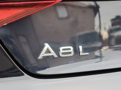 Used 2017 Audi A8 L 3.0T w/ Executive Package image 10