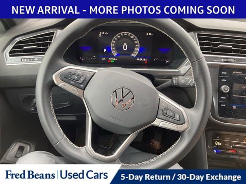 Certified 2024 Volkswagen Tiguan SE image 11