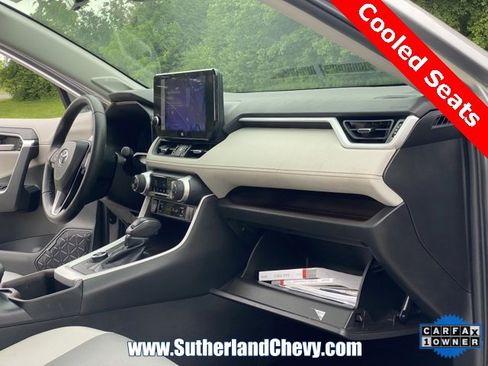 Used 2023 Toyota RAV4 Limited image 19