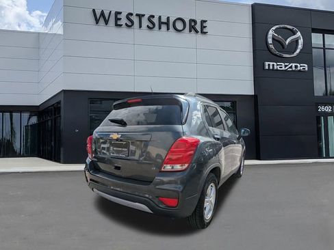 Used 2017 Chevrolet Trax LT w/ LT Convenience Package image 3