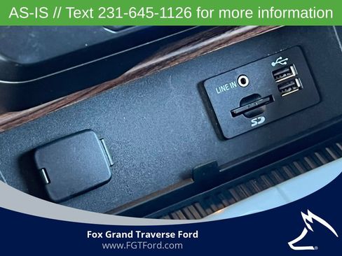 Used 2015 Ford F150 Lariat w/ Equipment Group 502A Luxury AWD/4WD image 29
