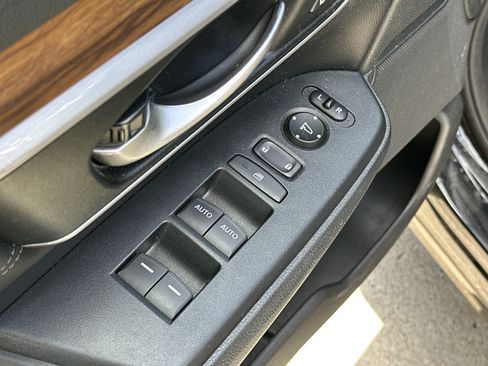 Used 2018 Honda CR-V EX-L image 14