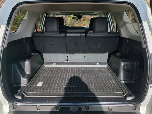 Used 2022 Toyota 4Runner SR5 Premium image 13