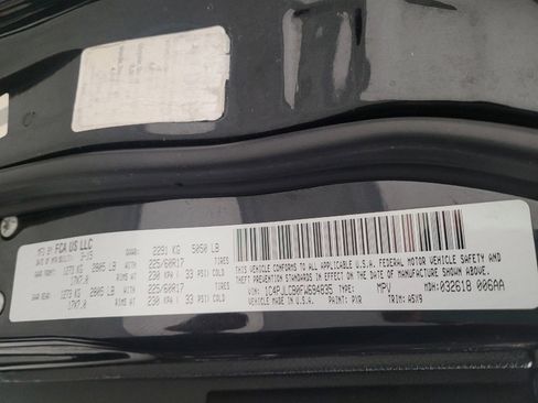 Used 2015 Jeep Cherokee Latitude FWD image 33