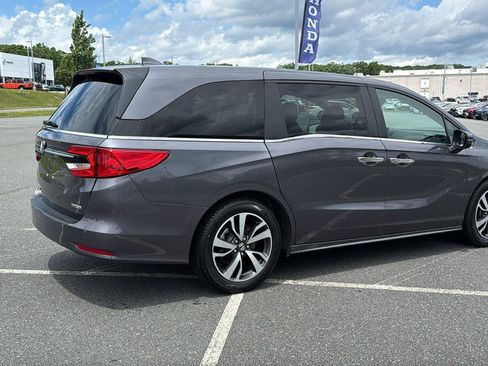 Used 2023 Honda Odyssey Touring image 5
