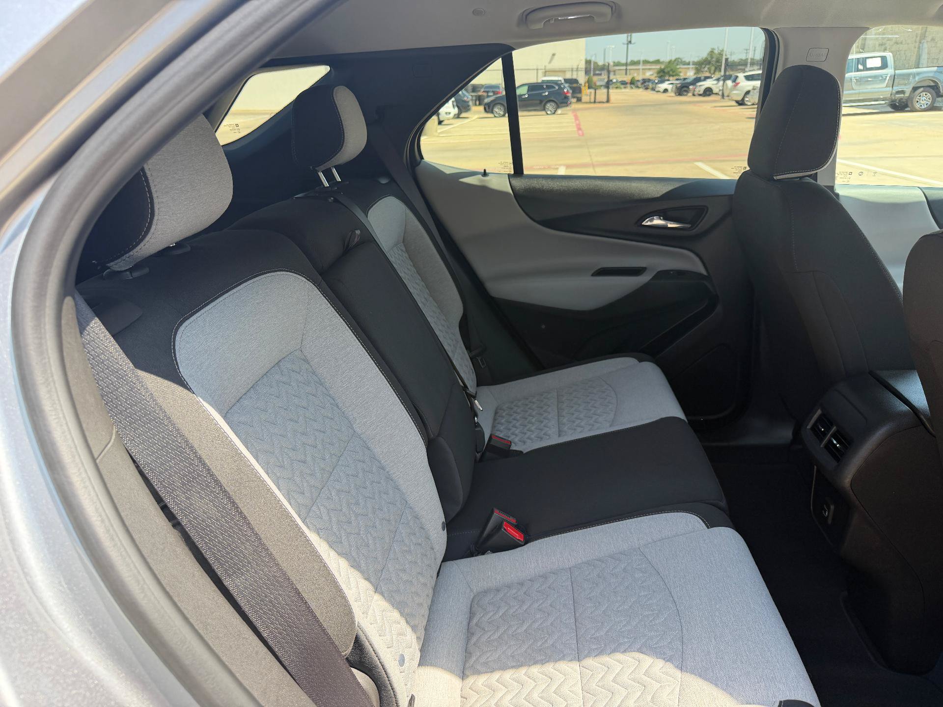 Used 2023 Chevrolet Equinox LS w/ LS Convenience Package FWD image 25