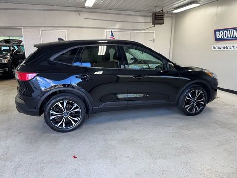 Used 2021 Ford Escape SEL w/ SEL Stealth AWD Package image 9