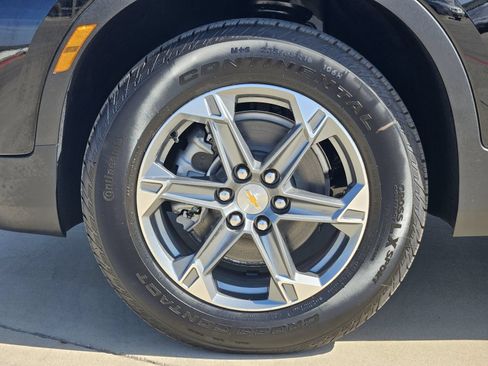 New 2026 Chevrolet Blazer LT w/ Convenience Package FWD image 12
