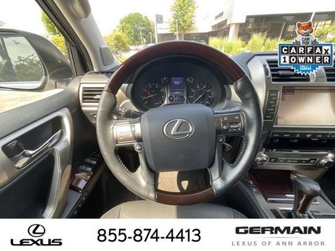 Used 2019 Lexus GX 460 Premium AWD/4WD image 15