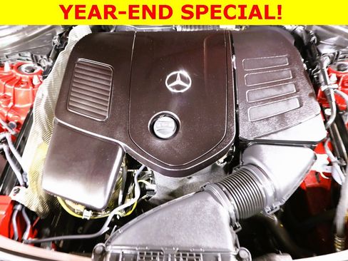 Used 2025 Mercedes-Benz GLC 300 4MATIC image 64