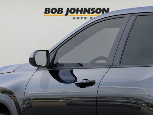 New 2026 Chevrolet Equinox LT image 12