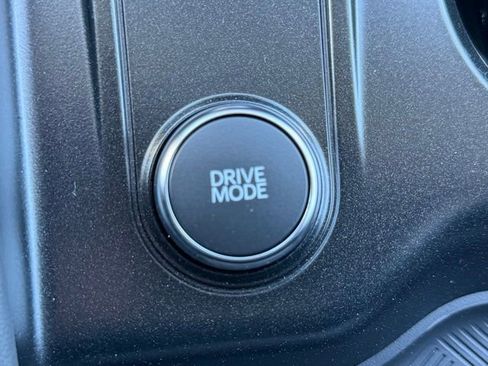 New 2026 Ford Explorer Active image 8