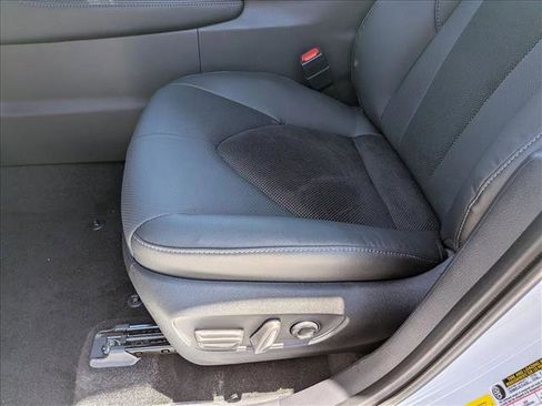 New 2026 Toyota Grand Highlander AWD Hybrid image 4