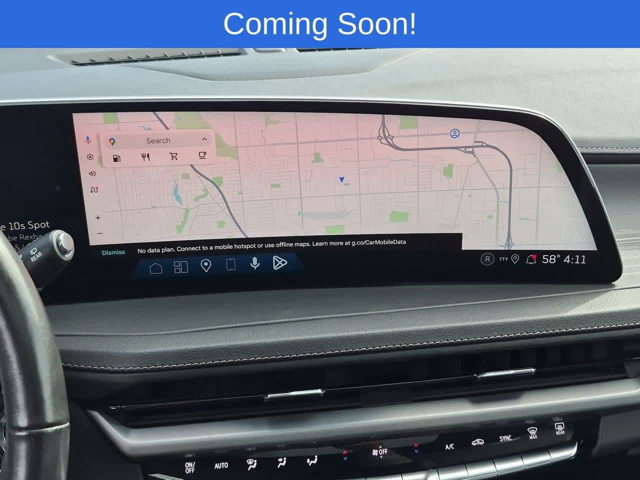 Used 2024 Cadillac XT4 Premium Luxury w/ Cold Weather Package AWD/4WD image 30