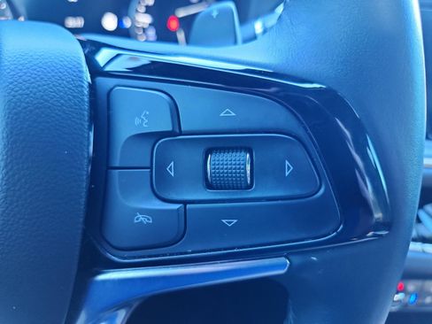 Certified 2024 Buick Enclave Avenir w/ Avenir Technology Package image 27