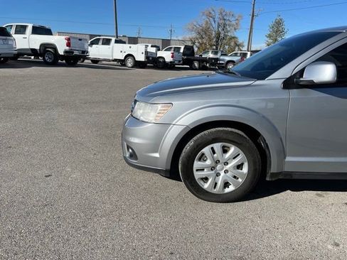 Used 2018 Dodge Journey SXT w/ Connectivity Group image 6