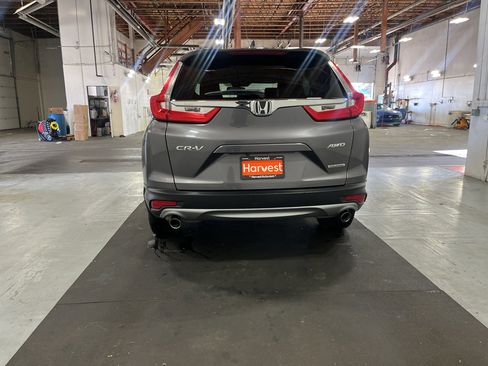 Used 2019 Honda CR-V Touring image 7
