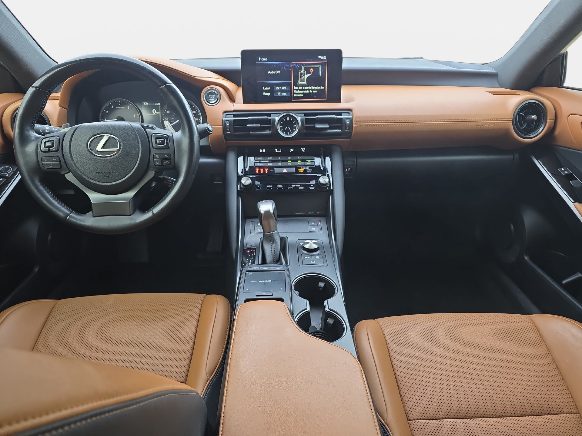 Used 2024 Lexus IS 300 w/ Comfort Package RWD image 9