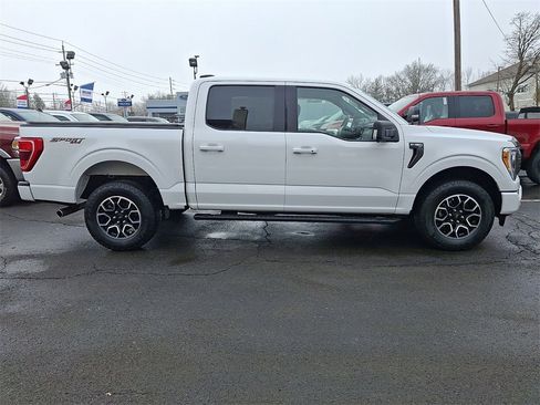 Used 2022 Ford F150 XLT w/ Equipment Group 302A High image 8