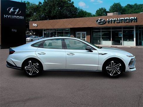 Used 2025 Hyundai Sonata N Line image 10
