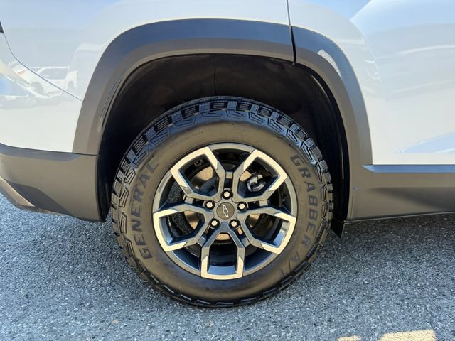 Used 2026 Chevrolet Equinox ACTIV w/ Convenience Package III AWD/4WD image 27