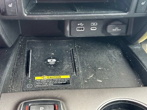 Used 2024 Honda Passport EX-L image 25