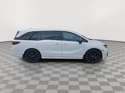 Certified 2025 Honda Odyssey Sport-L image 9