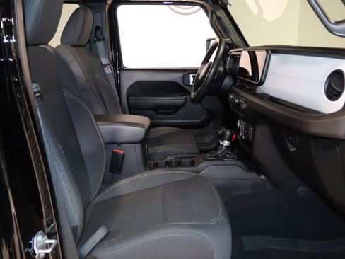 Used 2024 Jeep Gladiator Sport AWD/4WD image 60