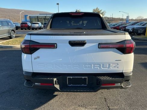 Certified 2025 Hyundai Santa Cruz SEL image 6