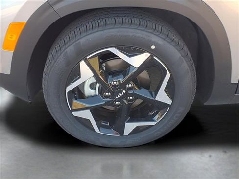 New 2026 Kia Seltos EX image 21