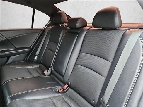 Used 2016 Honda Accord Sport image 15