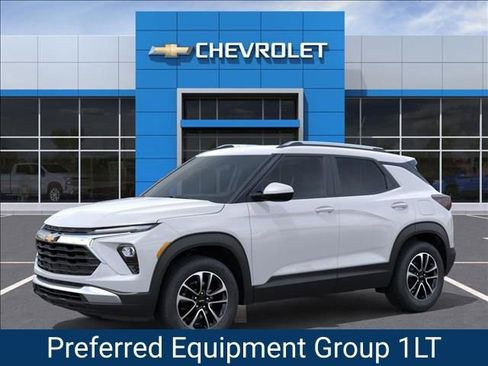 New 2026 Chevrolet TrailBlazer LT w/ Convenience Package image 2