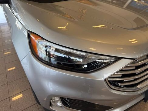 Used 2022 Ford Edge SEL w/ Convenience Package AWD/4WD image 9