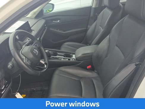Used 2023 Honda Accord EX-L image 8